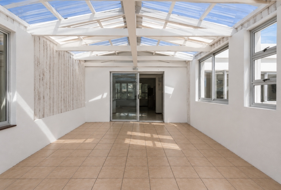 7 Bedroom Property for Sale in Kleinbaai Western Cape